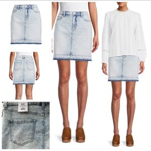 Time and Tru Vintage Bleach Denim Skirt Size 4